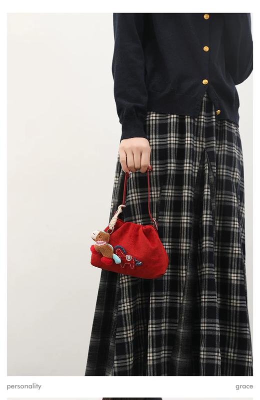 马年超有钱超嗲小马刺绣包钱袋子 商品图5