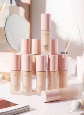 F011807轻薄服帖半哑光妆感丝润真肌粉底液30ml