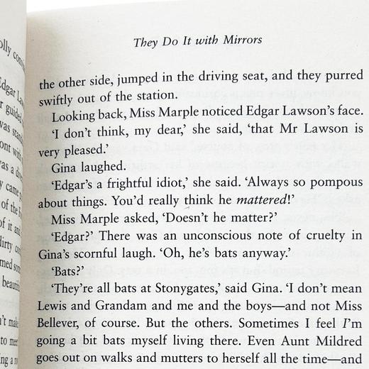 Collins柯林斯 英文原版小说 阿加莎系列 马普尔小姐探案第四季 借镜杀人 Miss Marple They Do It with Mirrors 英文版 进口英语原版书籍 商品图2