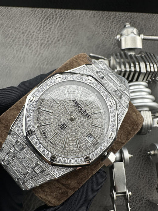 NOOB official➕ Factory 2026重磅推荐：爱彼AP皇家橡树VIP隐藏款，重塑奢华制表新高度
Noob official Factory 2026墙裂推荐，市场顶版本‼️‼️‼️ 商品图4