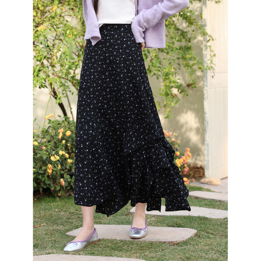 鹿向南「花影星踪」黑色碎花半身裙女春新款小个子高腰巨好看长裙 商品图0