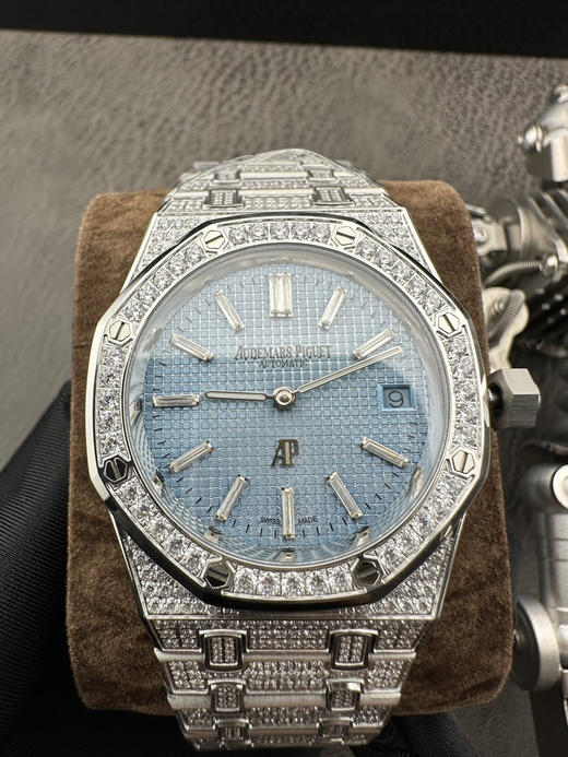 NOOB official➕ Factory 2026重磅推荐：爱彼AP皇家橡树VIP隐藏款，重塑奢华制表新高度
Noob official Factory 2026墙裂推荐，市场顶版本‼️‼️‼️ 商品图1