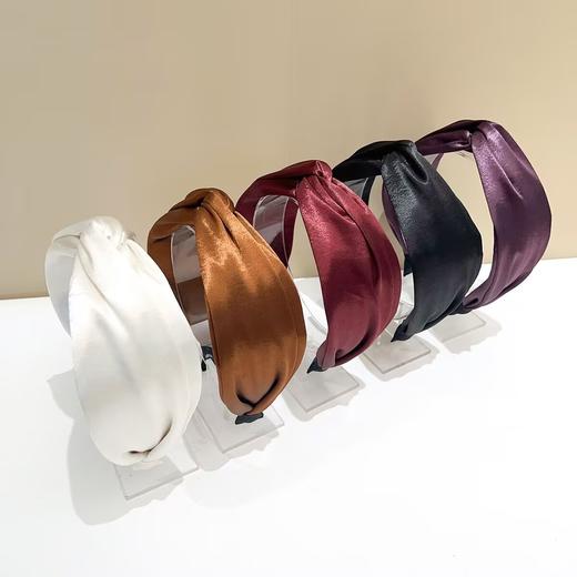 丁摩 醋酸流光缎面发箍宽边高级感黑色头箍秋冬简约发窟发箍洗脸女外带5ZF-1192 商品图3