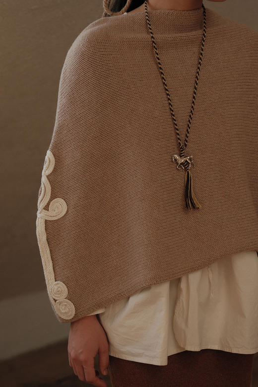 【白驹】手工金刚结结绳复古做旧白铜小马项链｜可根据长度喜好修剪流苏部分 商品图2