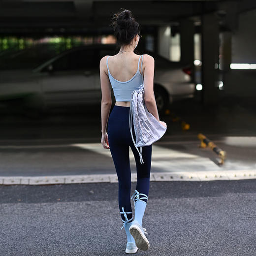 Beemen无缝一体织瑜伽运动背心冰感莱卡面料U型美背设计  固定杯大胸垫大小胸都能穿低强度运动 商品图4