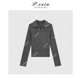 04-6潘依绣丁丁宠粉慵懒风小V领坑条翻领针织衫 Q56061