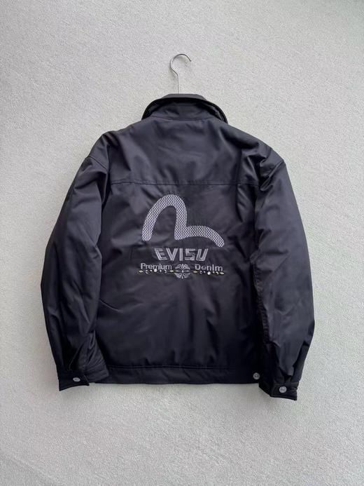 EVISU福神 2025冬季新品男士商标刺绣翻领加厚休闲通勤夹克外套 商品图3