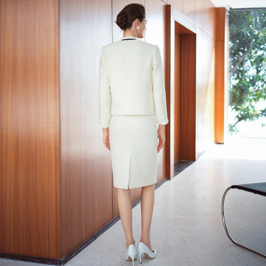 IWY/小香风西装套裙女高级感米白色通勤职业装美容院工作服正装CS2550 商品图4