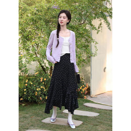 鹿向南「花影星踪」黑色碎花半身裙女春新款小个子高腰巨好看长裙 商品图1