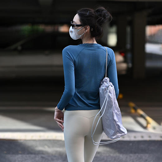 Beemen秋冬美利奴羊毛速干长袖女T恤 外瑜伽健身普拉提休闲圆领运动上衣 商品图1