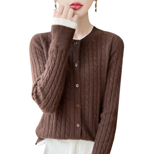 丁摩羊毛混纺秋冬新款女装圆领小麻花拼色时尚保暖短款针织开衫外套5ZF-551 商品图4