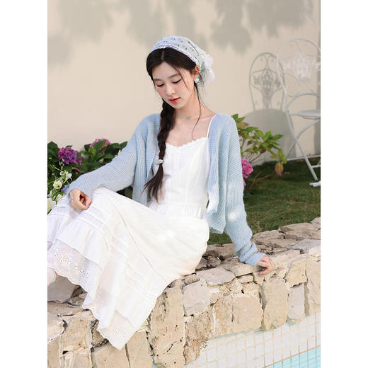 鹿向南「柔雾白纱」小众白色连衣裙女春季新款高腰海边a字吊带裙 商品图2