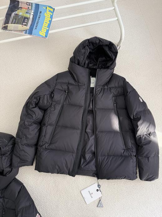 蒙家黑武士设计全身三条压胶拉链轻量化防风保暖羽绒服 商品图1