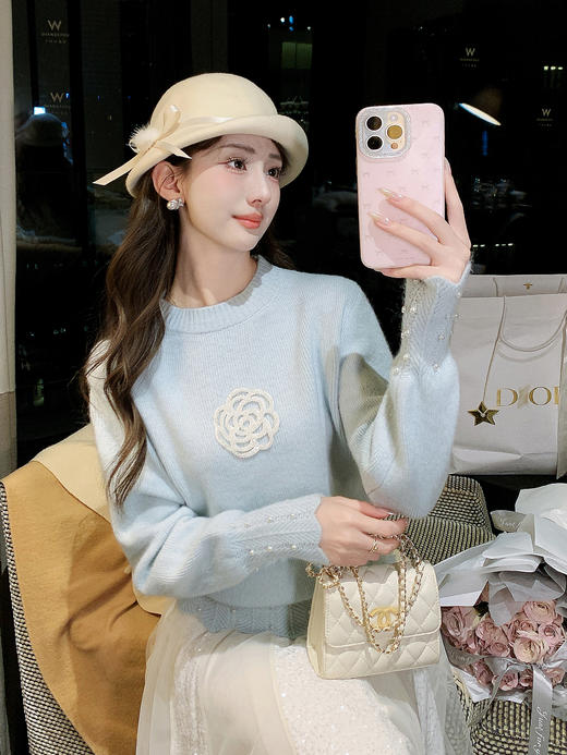 张心子【优雅智系】气质山茶花波浪纹收腰钉珠毛衣 U2602009 商品图4