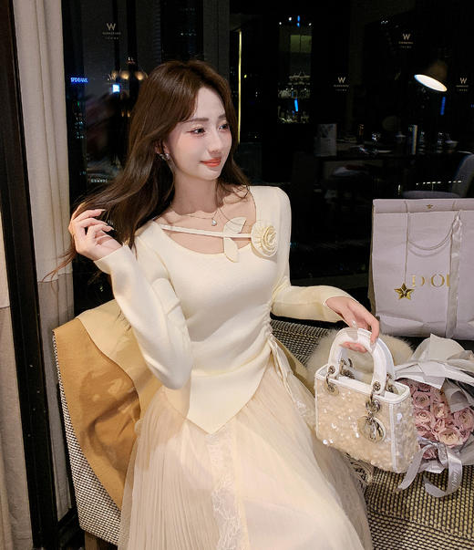 张心子【纯欲悸动】不规则抽绳针织衫法式甜美上衣 U2602023 商品图10