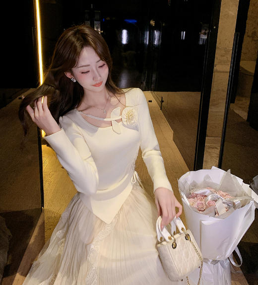 张心子【纯欲悸动】不规则抽绳针织衫法式甜美上衣 U2602023 商品图11