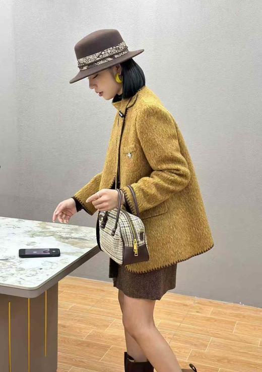 74WT21153#贝型针MiuMiu飘带外套 商品图2