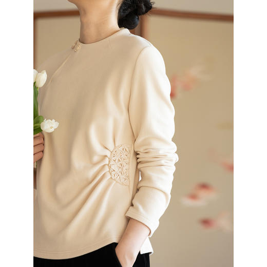 牧衣游原创 棉混纺T恤春季新款设计感文艺百搭长袖套头衫 弥光里 商品图2