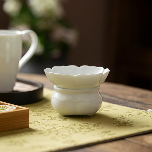 山珏丨花型陶瓷茶漏茶滤组合一体德化白瓷泡茶过滤网百搭功夫茶具茶道配件 商品图3