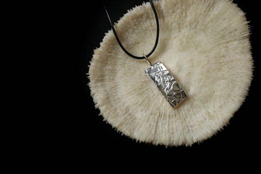 CHEZ BOQUE 覆盖系列原创手工925银织物肌理吊坠《淡影》 商品图5