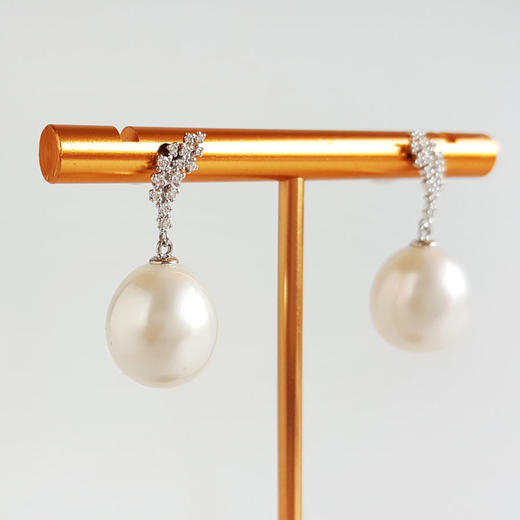 【天然正品】AU750白金镶钻镶天然近完美约14.0*12.2MM澳白海水珍珠耳坠26.5*12.3*12.3MM（皆取最大值）311225NJM46 商品图2