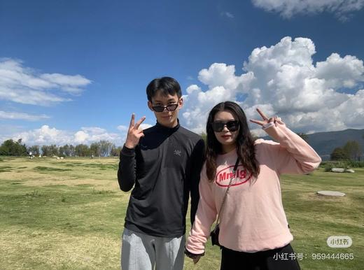 一店d 🐦𝐑𝐡𝐨 𝐥𝐭 𝐳𝐢𝐩 𝐧𝐞𝐜𝐤
半拉链➕圆领两个系列一起来安排 男女情侣款 火爆整个户外圈儿的保暖层，内里微薄绒的15°左右单穿足够保暖！ 商品图12