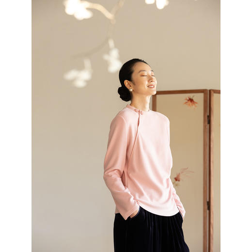 牧衣游原创 棉混纺T恤春季新款设计感文艺百搭长袖套头衫 弥光里 商品图3