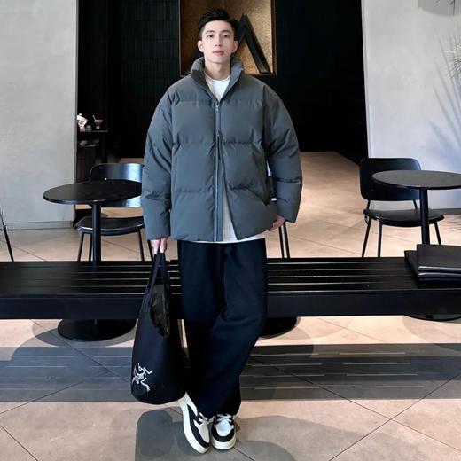 伊泺杉虎头刺绣加绒卫裤 | 2026年冬春「虎头刺绣」卫裤火了 商品图0