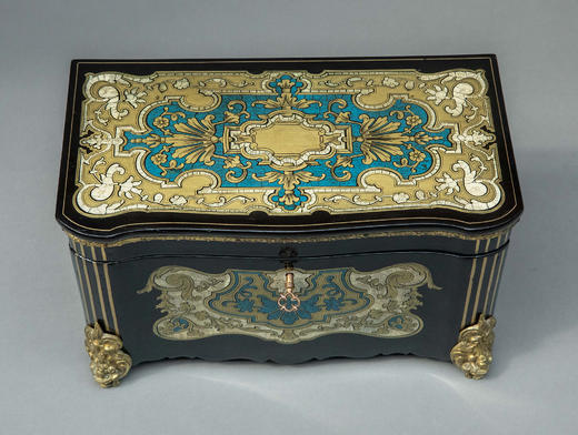 独角鹿西洋古董1850-1870年代法国拿破仑三世时期出品铜鎏金精雕底座装饰古典卷叶纹布勒镶嵌黑漆木雪茄及茶叶盒 商品图2