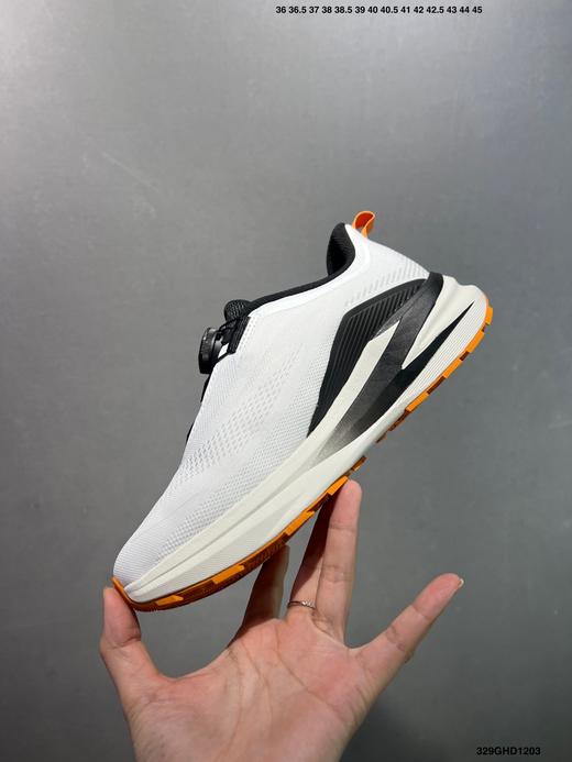 点此购买 迪桑特旋钮系列男女款LAVITATE WIRE 3.0缓震回弹运动鞋 98 340118 商品图10