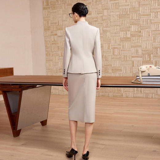 IWY/高级感职业西装套裙女长袖西服包臀裙正式场合两件套通勤装CS2734 商品图4