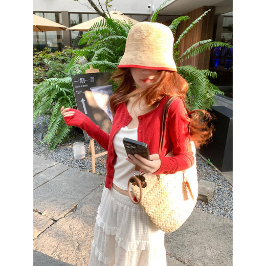 <曾小咸推荐>韩系红色针织开衫新款上衣 商品图2