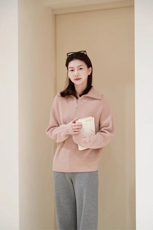 【高品质私服】【IC粉色半拉链套头针织衫】甄选来自高原的珍贵牦牛绒，兼顾温暖与造型感G1646-CC【无标出货 介意慎拍】 商品图0