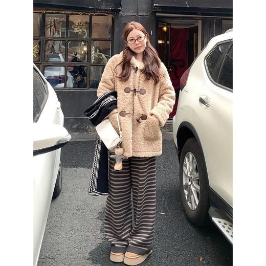 <曾小咸推荐>现货秒杀 ！微信超特价！韩系连帽羊羔绒外套日常320.99 立减190  秒杀139.99！！ 商品图4