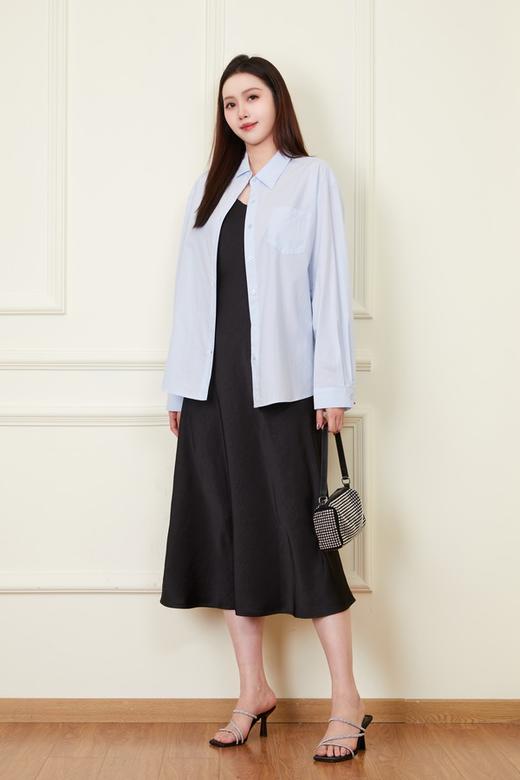 Le Malene 气质防晒衫垂坠缎面吊带裙套装 22033 商品图2