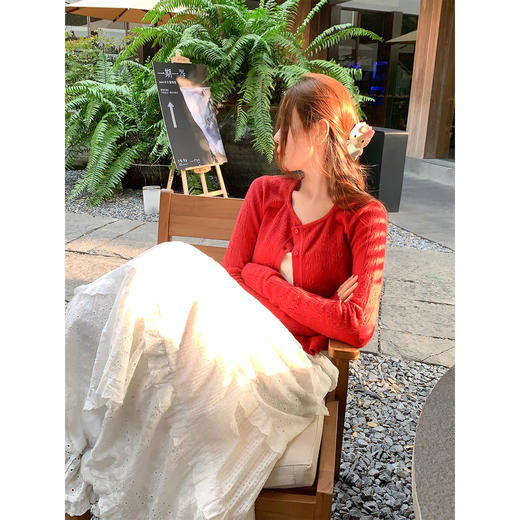 <曾小咸推荐>韩系红色针织开衫新款上衣 商品图3