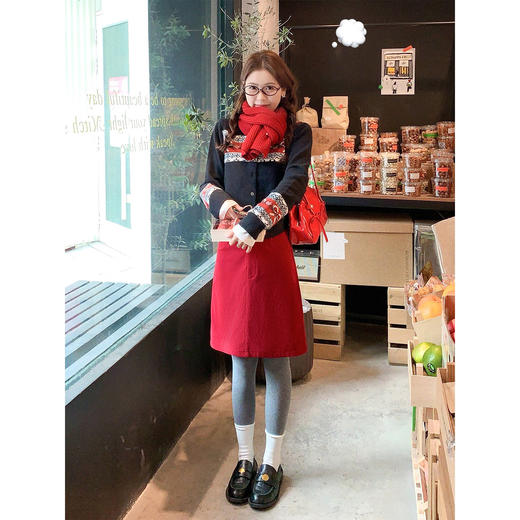 <曾小咸推荐>现货秒杀 ！微信超特价！复古灯芯绒半身短裙 日常149.99 立减80 秒杀69.99！！ 商品图1