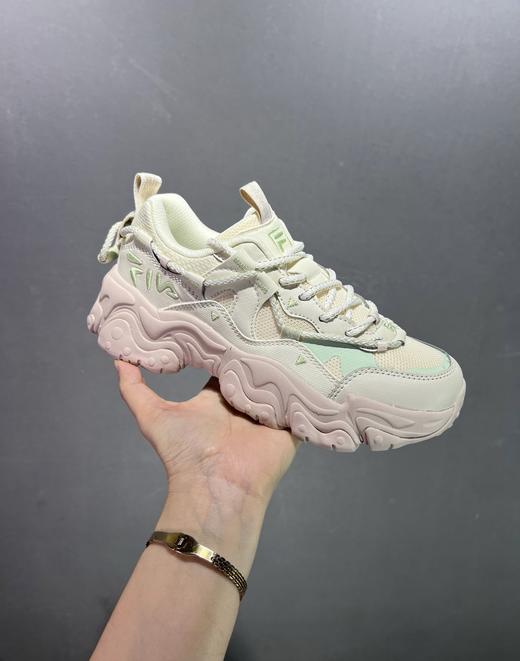 点此购买 斐乐猫爪5代男女款老爹鞋运动鞋 dx 340125 商品图4