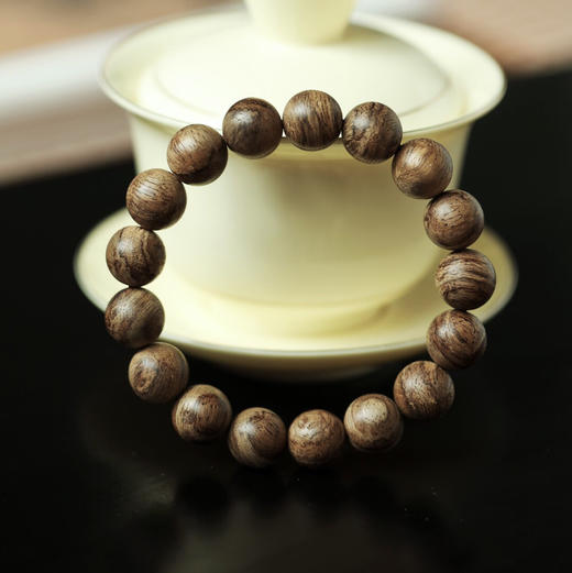 【青山特惠】1.3*17颗 马泥涝 野生老料 沉香手串 13.01g  c0204 商品图4