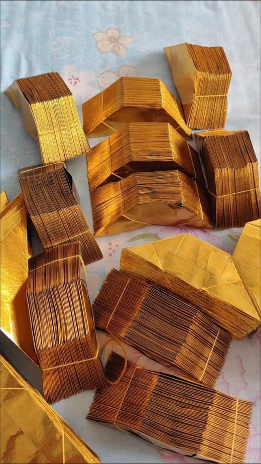 1000金银纸元宝纸半成品 批发金箔小中号金元宝烧纸钱折纸 商品图7