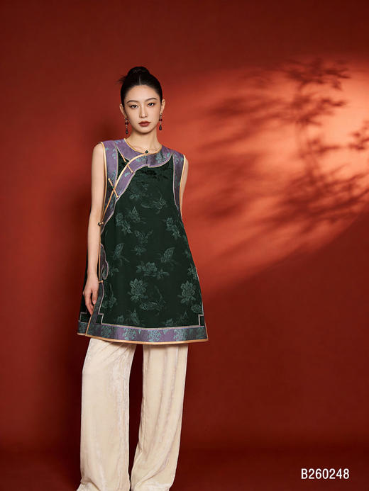 B260248马甲 商品图1