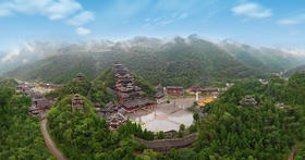 <重庆+武隆+彭水5日双飞纯玩-12人精品小团>武隆天生三桥、仙女山、九黎城、乌江画廊、渣滓洞、磁器口、李子坝轻轨、 龙门浩老街、两江小渡、品盖碗茶、解放碑、洪崖洞