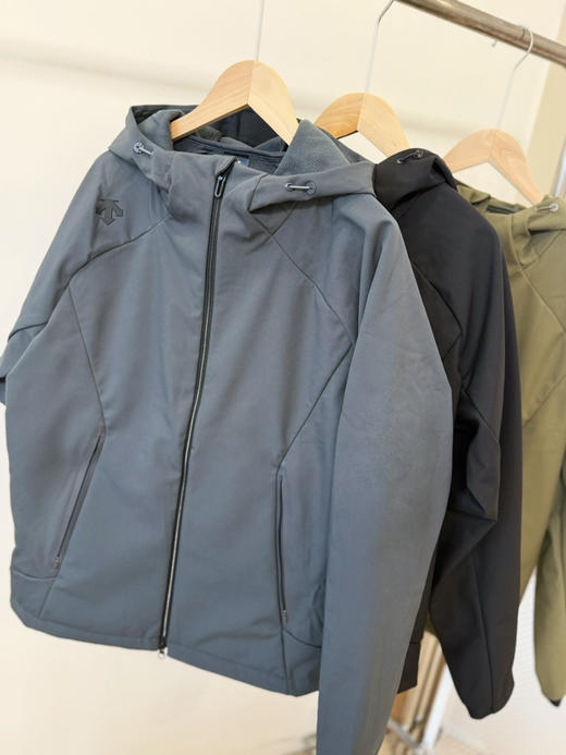 2601302     迪桑* 男士 加绒软壳 外套 商品图3