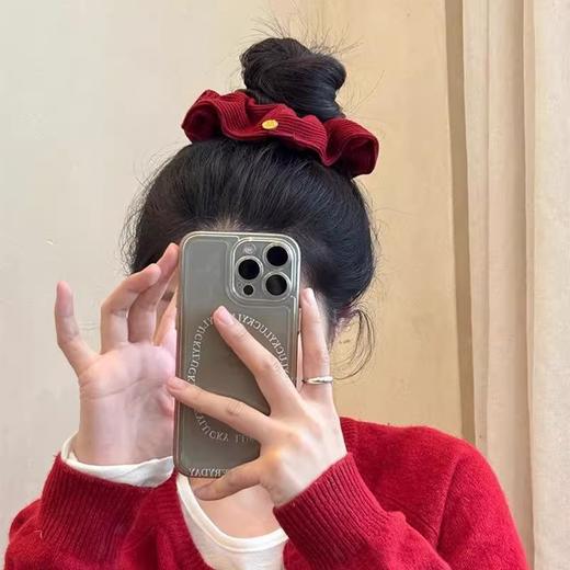 【新年氛围感担当】韩系红色大肠发圈女秋冬高级感小众气质发绳温柔扎马尾头绳发饰品。jc 商品图2
