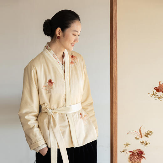 牧衣游原创 19姆米重磅丝棉手工刺绣棉衣素雅东方复古棉服 月舒 商品图0