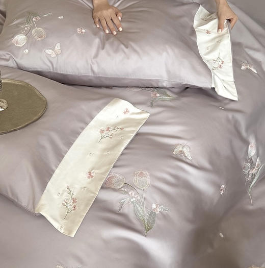 高级感刺绣~26春新款100S全棉长绒棉贡缎郁金香刺绣四件套 四季床品 精致优雅 乔迁新居 商品图3