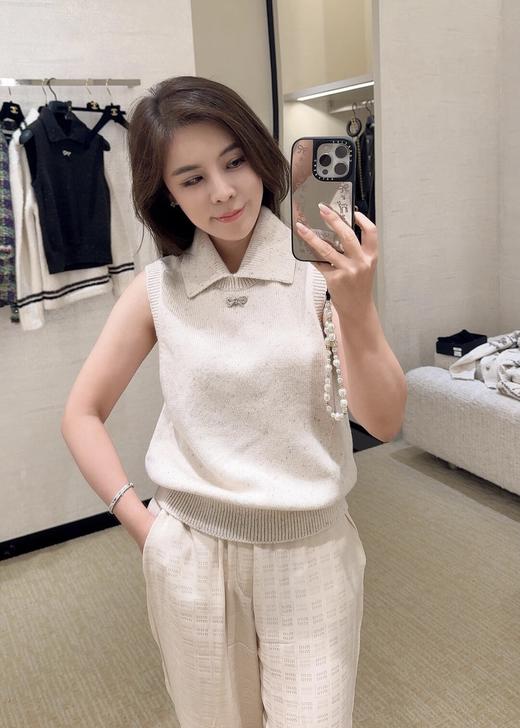 只可换码！不可退！香奈儿 25N Coco Neige滑雪系列 白色翻领蝴蝶结羊绒马甲（DQJ*MM） 商品图0