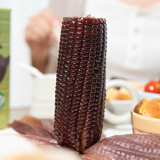 石家庄优选仓库速达，大口前进®带皮紫糯玉米，“香、甜、黏”于一体，糯度有层次，谷香味浓郁！220g*8根礼盒装 商品图3