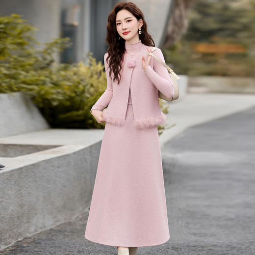 韩系粉色鸵鸟毛拼接马甲，内搭半身裙三件套HR-XXM113 商品图1