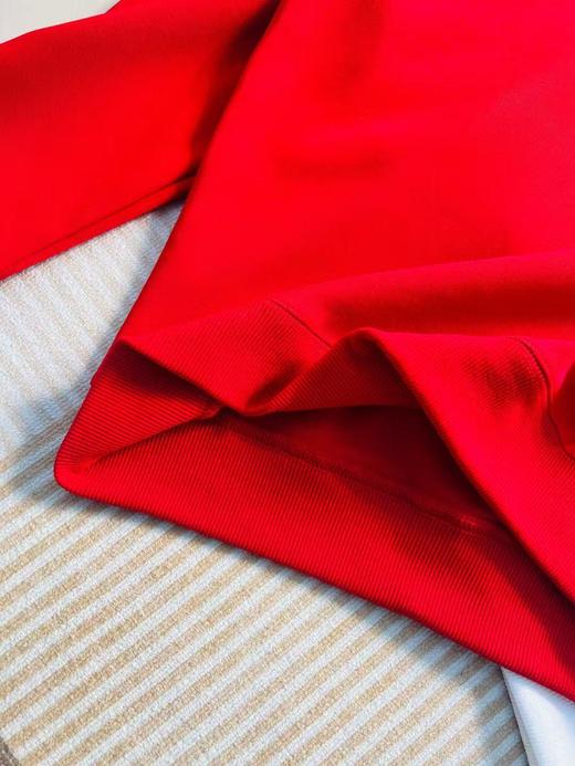 【edj1】经典系列！情侣运动休闲精致刺绣圆领套头卫衣 ！！ 商品图3